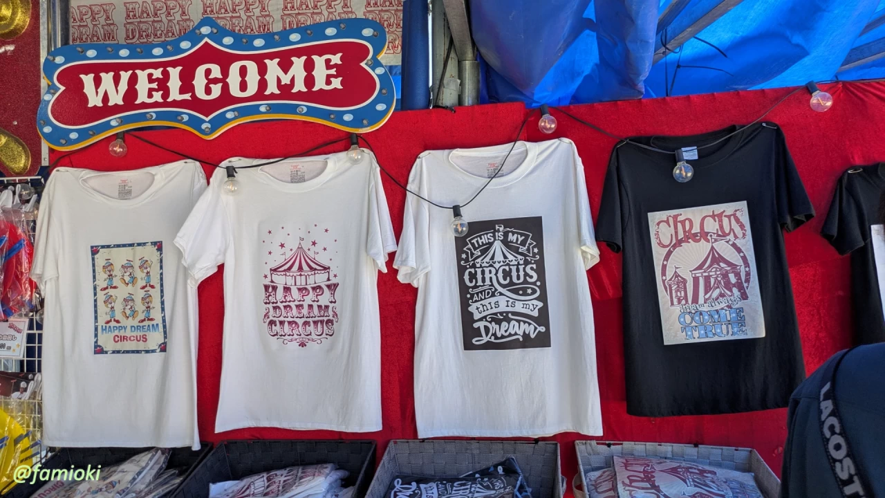 ハッピードリームサーカスのTシャツ売り場