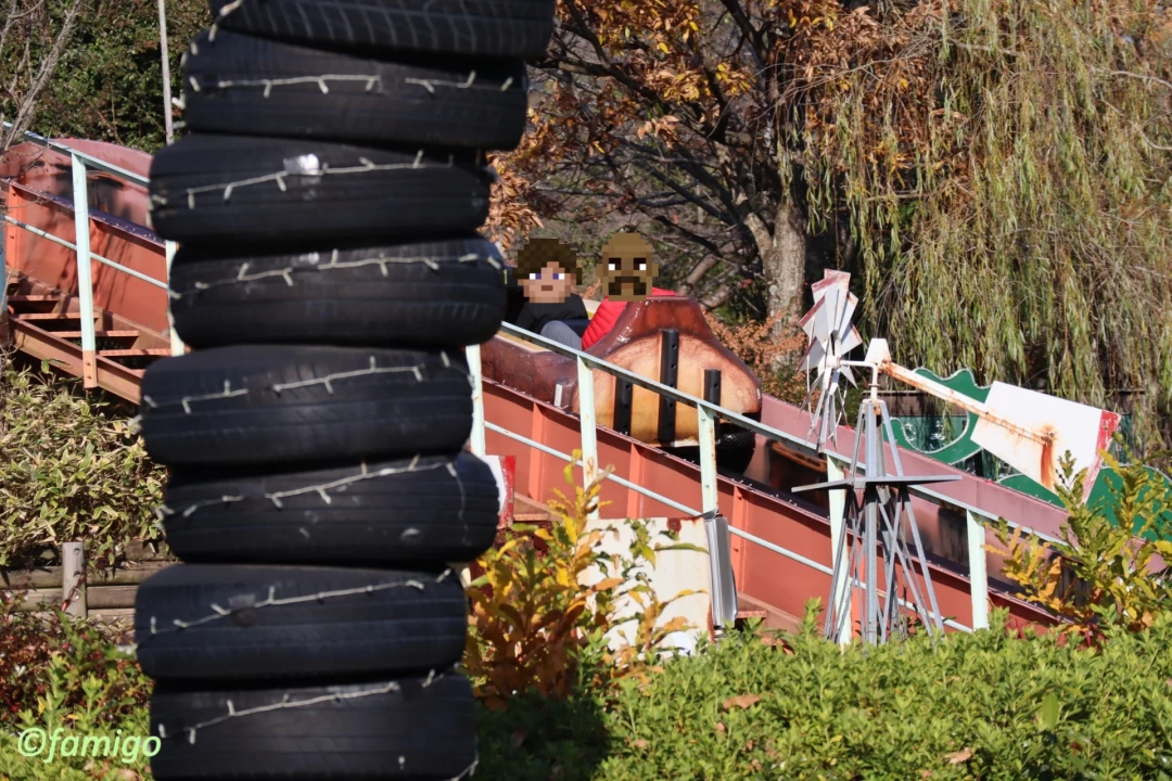 あすたむらんど徳島の吉野川めぐりに乗る子ども